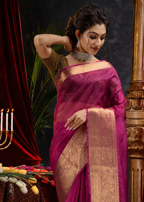 Magenta Organza Saree With Blouse Piece