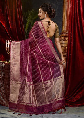 Magenta Organza Saree With Blouse Piece