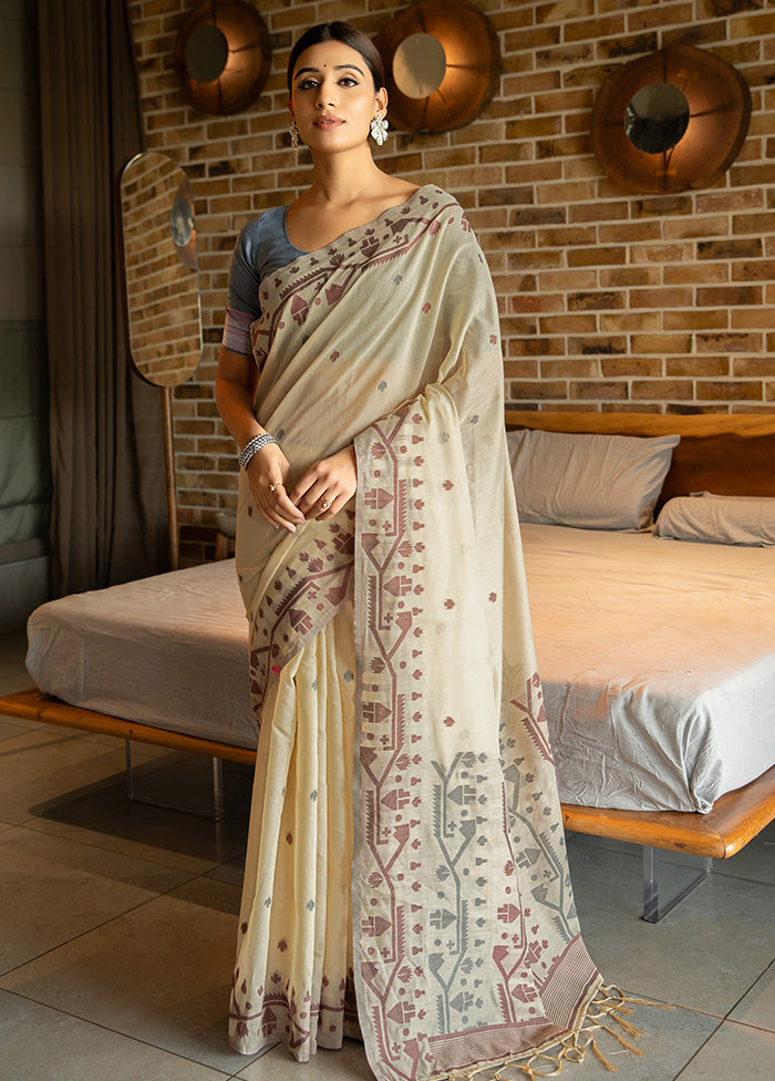 Grey Pure Cotton Saree With Blouse Piece