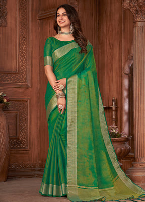 Green Cotton Saree With Blouse Piece