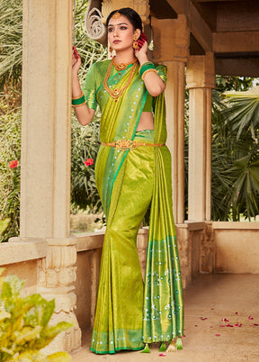 Green Kanjivaram Silk Saree With Blouse Piece