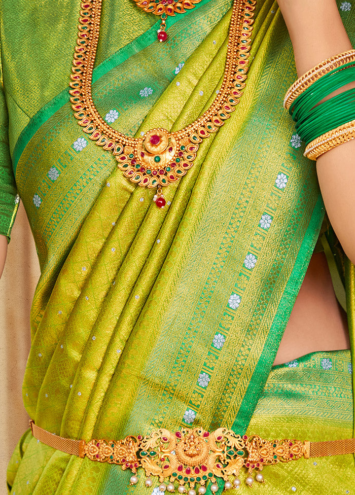 Green Kanjivaram Silk Saree With Blouse Piece