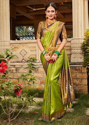 Green Kanjivaram Silk Saree With Blouse Piece