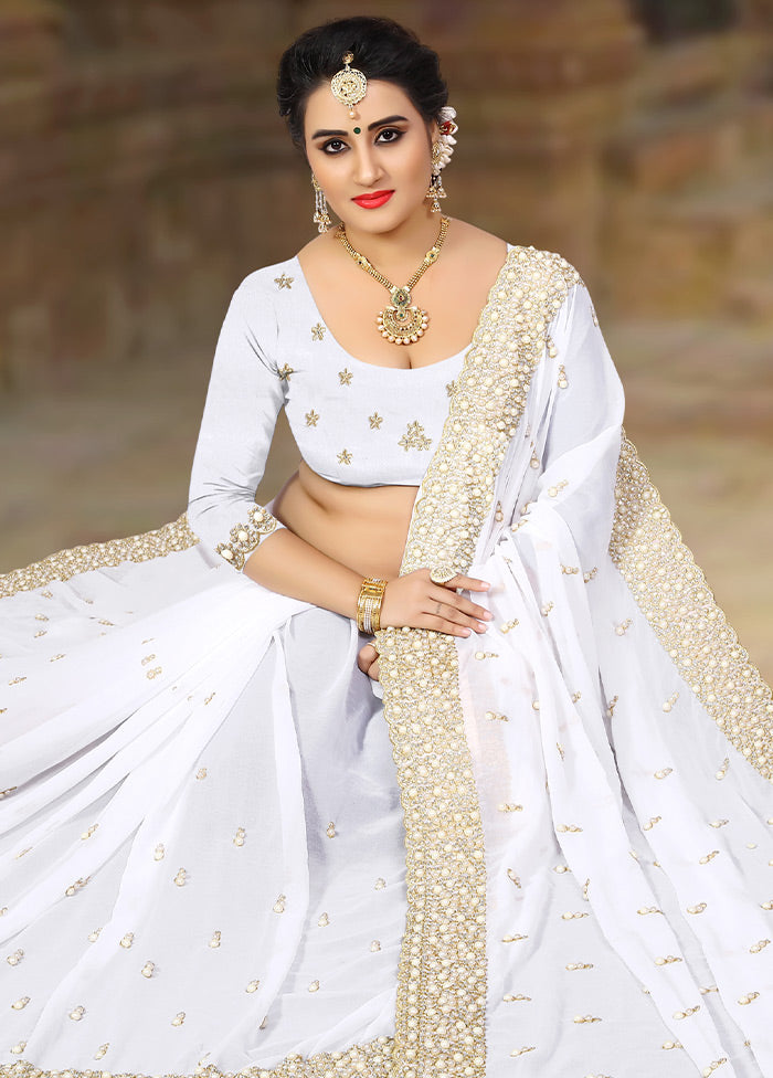 White Georgette Saree With Blouse Piece