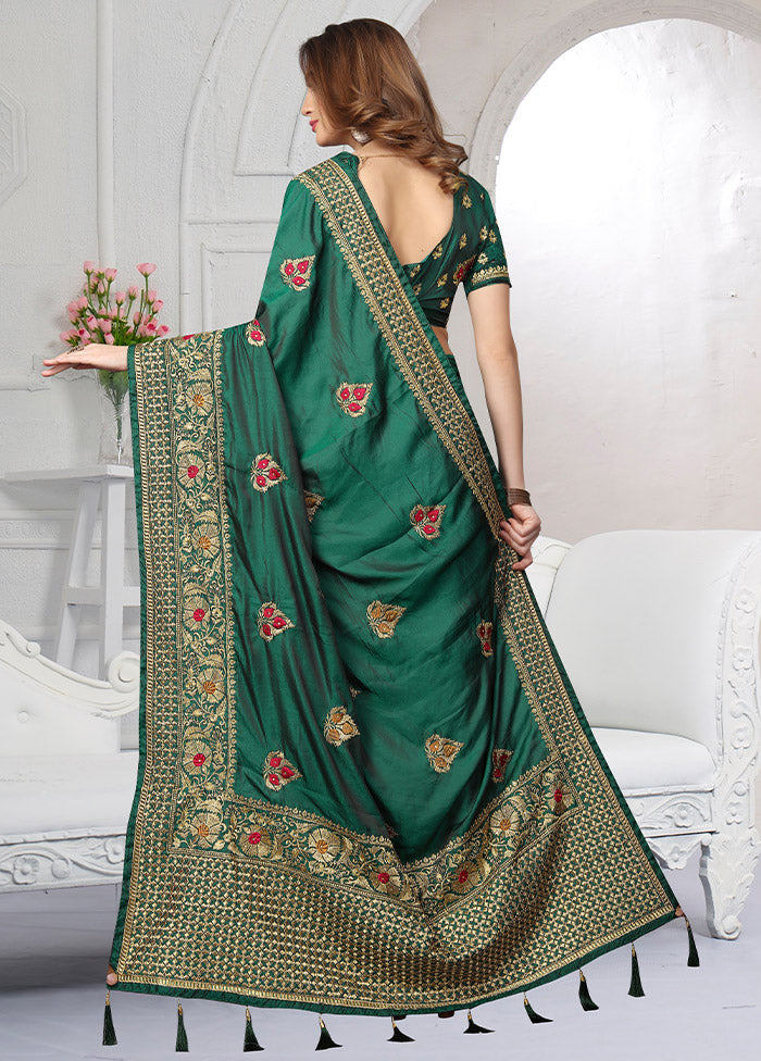 Pine Green Dupion Silk Saree With Blouse Piece