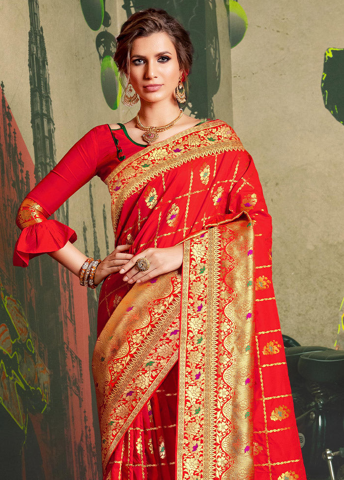 Red Dupion Silk Saree With Blouse Piece