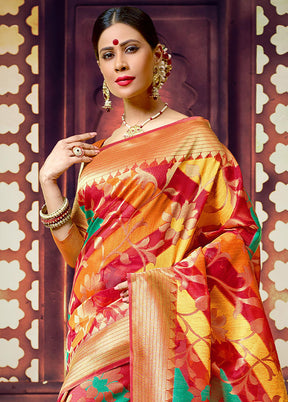 Red Dupion Silk Saree With Blouse Piece