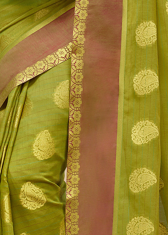 Green Cotton Saree With Blouse Piece