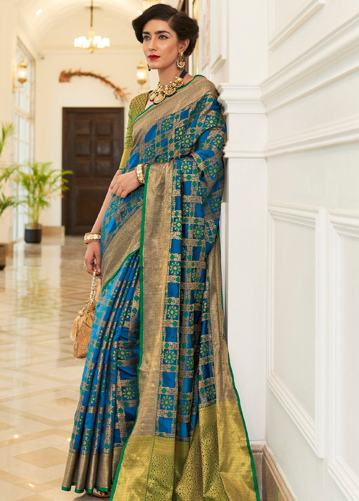 Blue Silk Printed Saree With Blouse