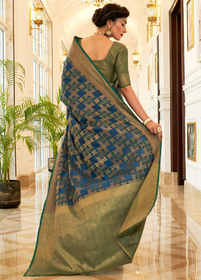 Blue Silk Printed Saree With Blouse