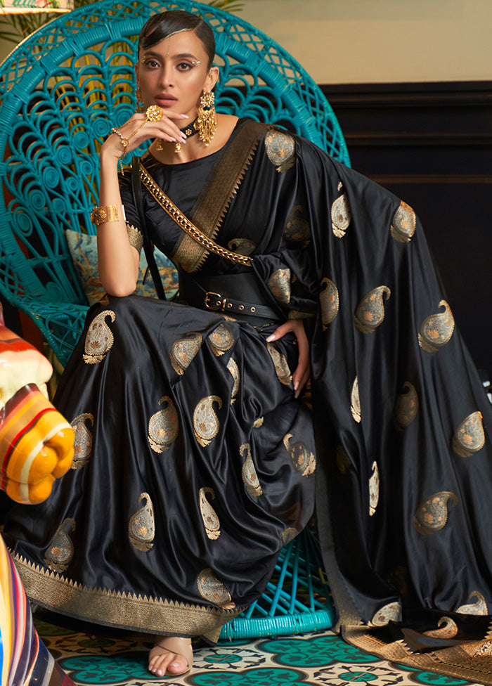 Black Spun Silk Saree With Blouse Piece