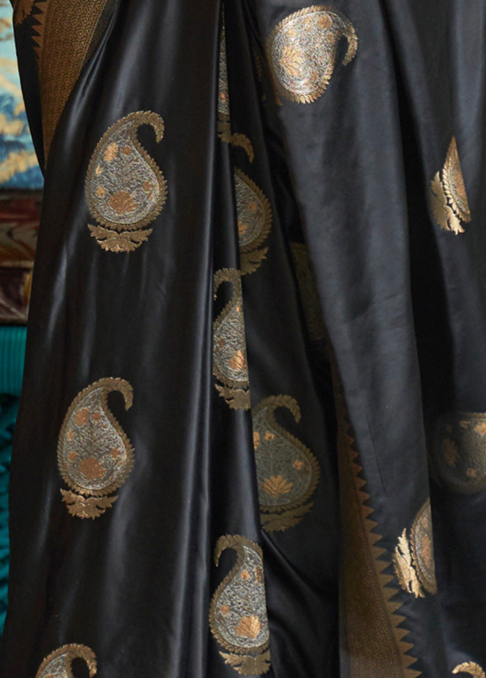 Black Spun Silk Saree With Blouse Piece