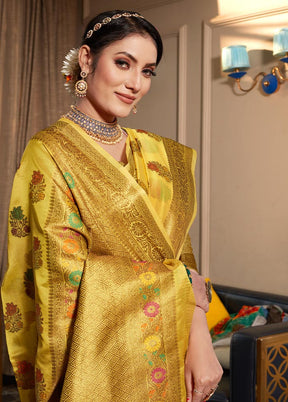 Yellow Organza Digital Print Saree With Blouse