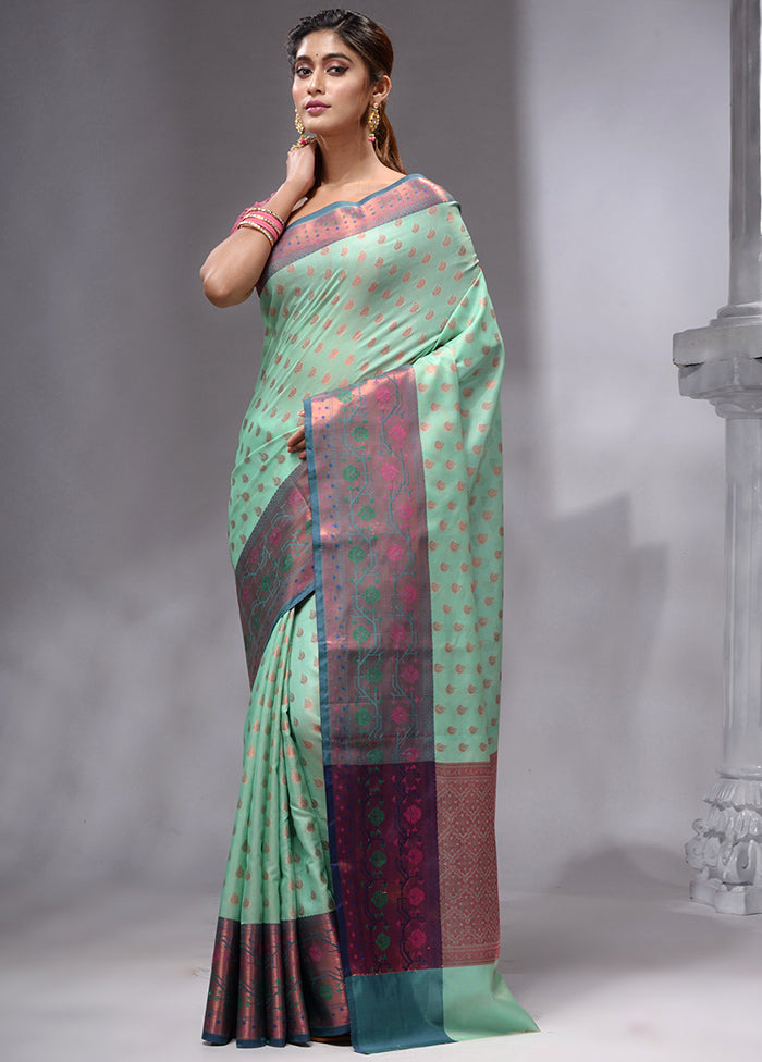 Green Spun Silk Saree With Blouse Piece