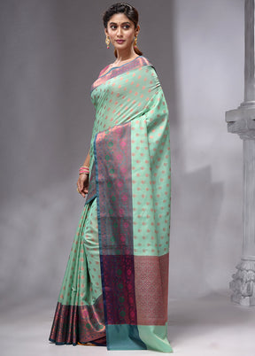 Green Spun Silk Saree With Blouse Piece