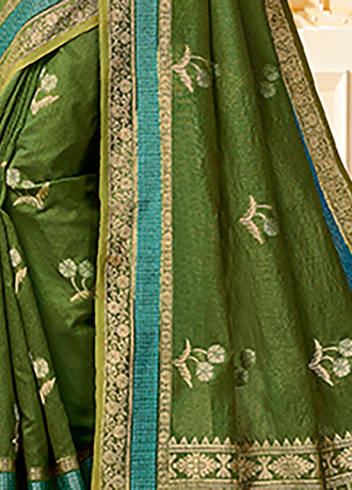 Green Spun Silk Saree With Blouse Piece