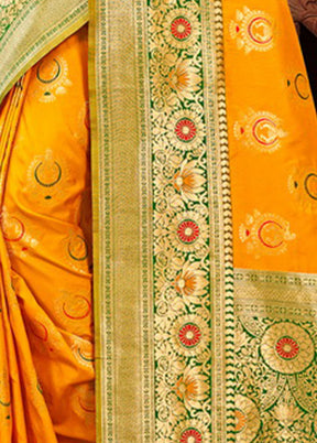 Yellow Spun Silk Saree With Blouse Piece