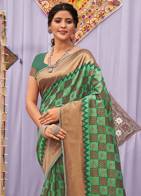 Green Cotton Saree With Blouse Piece