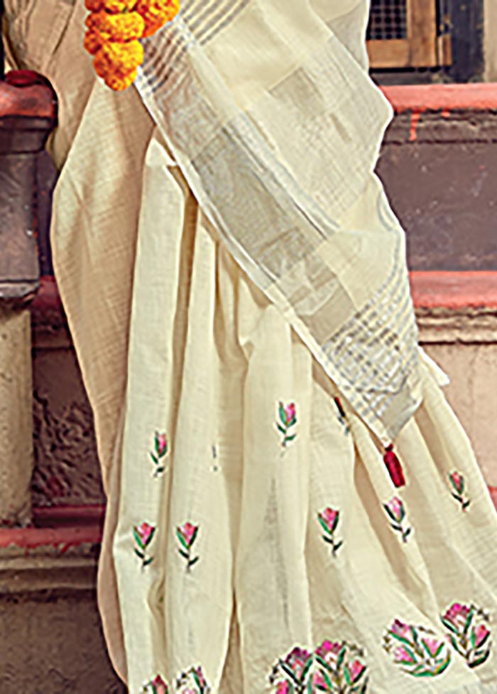 Off White Spun Silk Saree With Blouse Piece