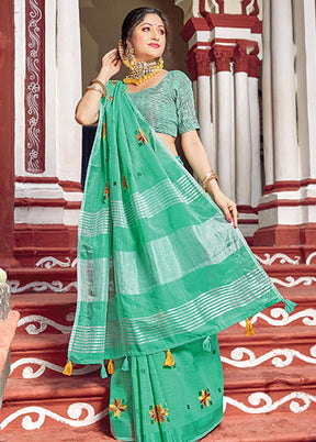 Green Spun Silk Saree With Blouse Piece