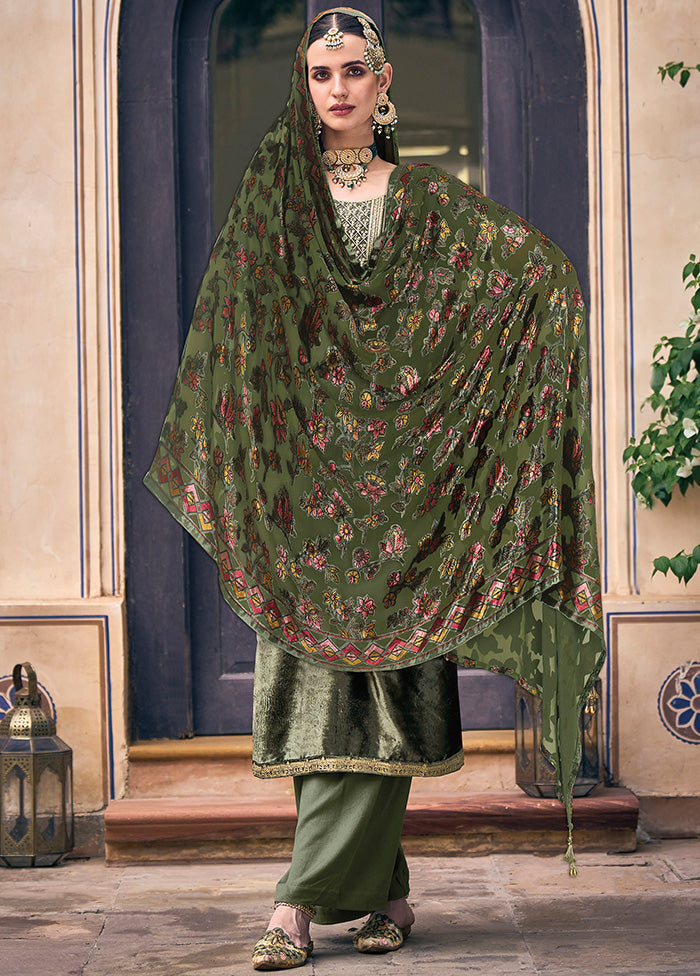 3 Pc Green Unstitched Velvet Suit Set With Dupatta