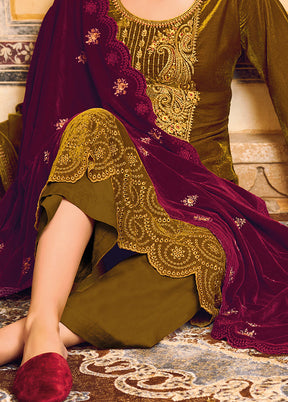 3 Pc Gold Unstitched Velvet Suit Set