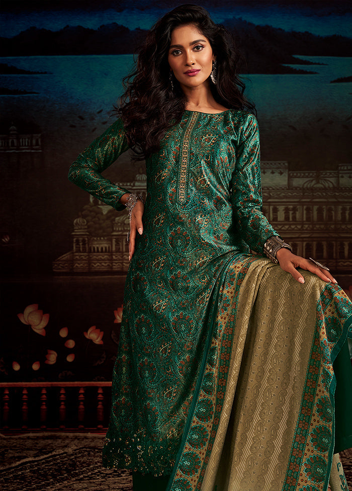 3 Pc Green Unstitched Velvet Suit Set With Dupatta