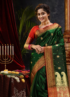 Green Spun Silk Saree With Blouse Piece