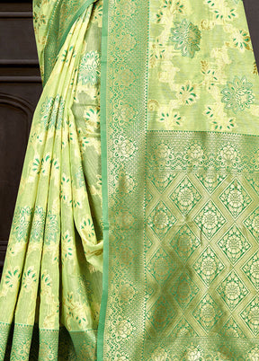 Green Cotton Woven Saree With Blouse Piece