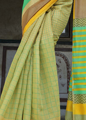 Pear Green Cotton Saree With Blouse Piece