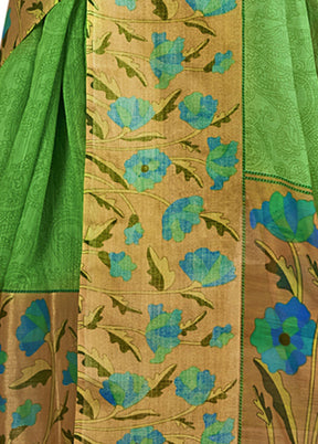 Green Cotton Saree With Blouse Piece